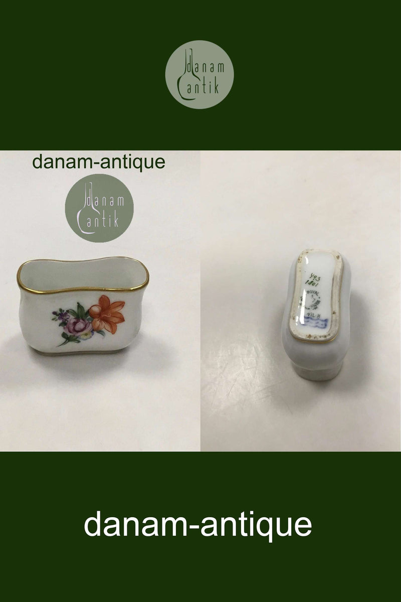 Royal Copenhagen Saxon Flower Light Toothpick Holder No 1801