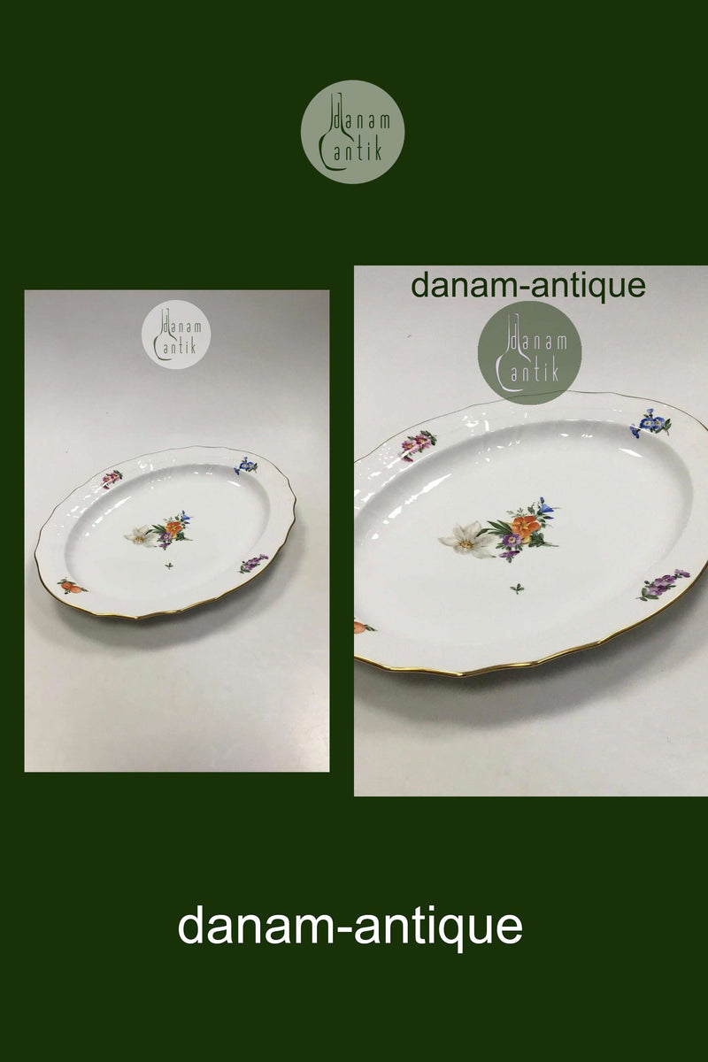 Royal Copenhagen Saxon Flower Light Oval Serving Dish No. 1556