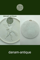 Bertel Thorvaldsen: Bing og Grøndahl Bisquit Platte "Agerdyrkningens Genius"