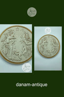 Stephen Sinding: Bing og Grøndahl bisquit platter "Et Barn er født i Bethlehem"