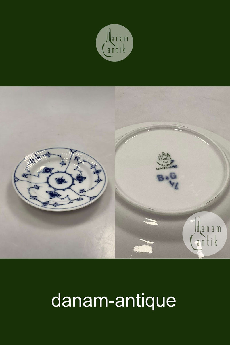 Bing和Grondahl蓝色/蓝色凹槽Riflet蛋糕盘