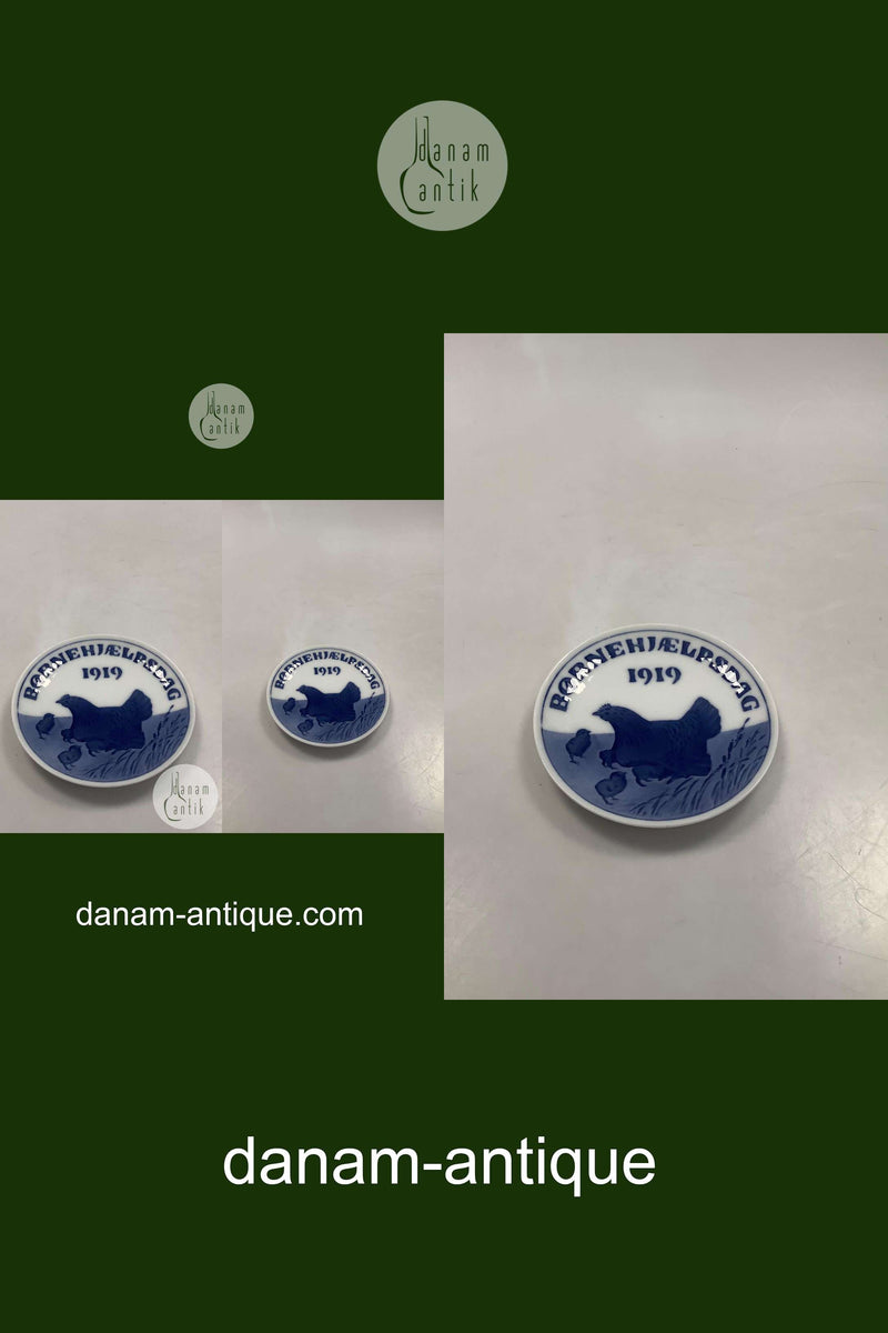 Royal Copenhagen Børnehjælpsdags Platte fra 1919