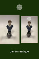 Royal Copenhagen Figur af Dreng med Bold No 3542