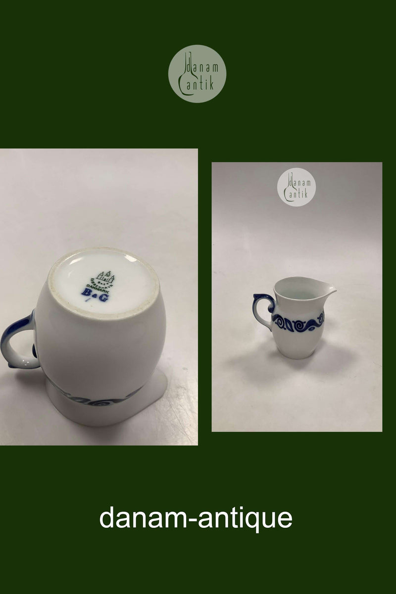 Bing and Grondahl 新艺术风格的蓝白奶油壶 尺寸9.3厘米/3.66英寸