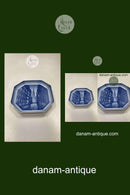 Bing og Grøndahl Alfabet Platte Hamborg. Designet i 1933-1934 af Ove Larsen