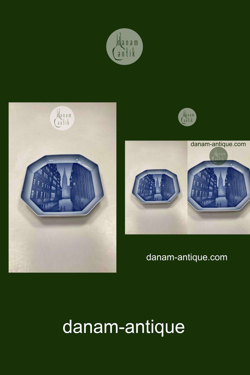 Bing og Grøndahl Alfabet Platte Hamborg. Designet i 1933-1934 af Ove Larsen