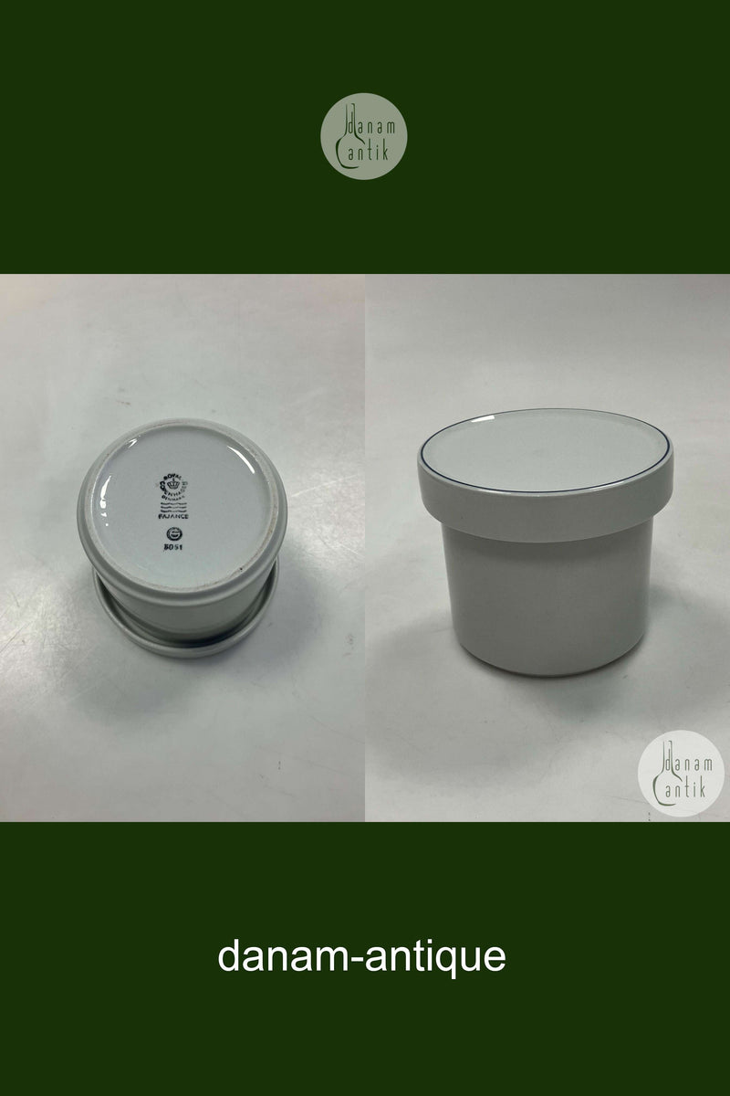 Royal Copenhagen Blåkant Lågkrukke No. 3051