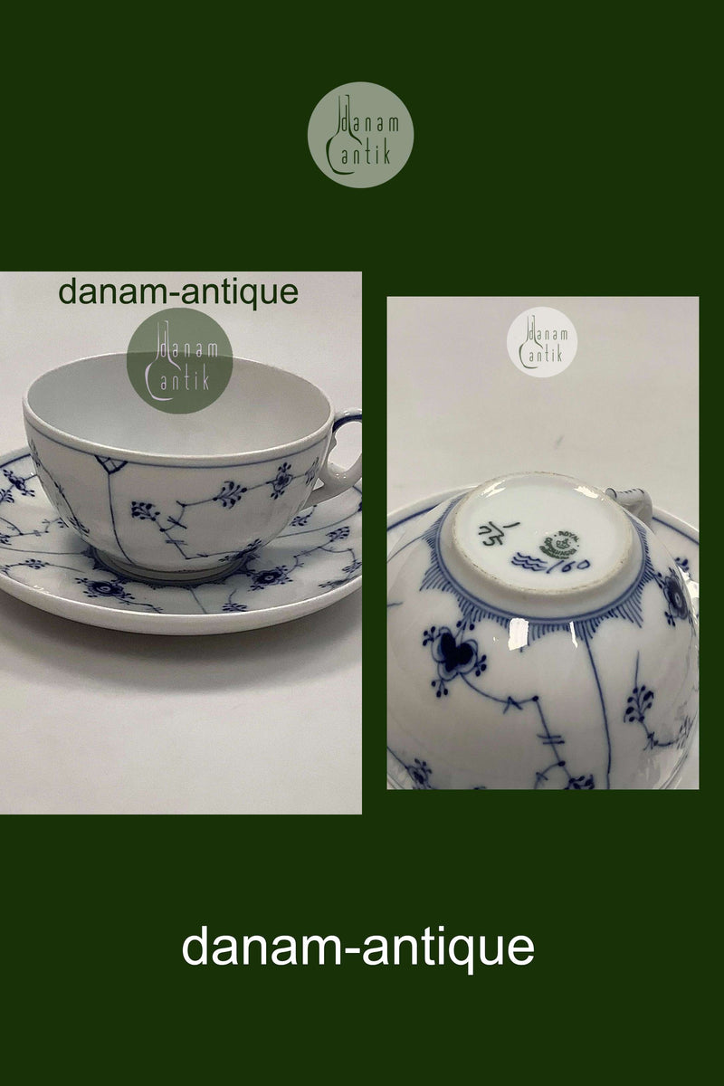 Royal Copenhagen Musselmalet Riflet Thekop / Kontorkop No 75