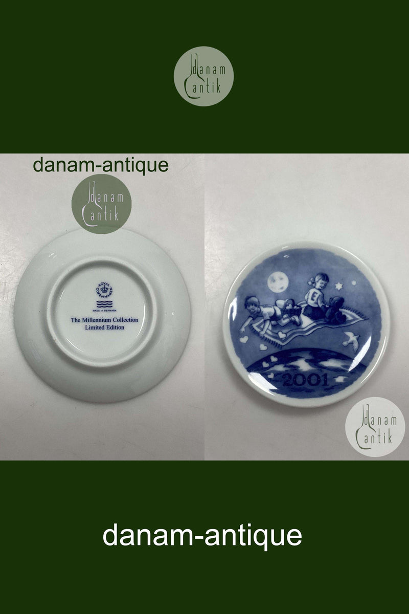Royal Copenhagen Millennium Plaquette 2001