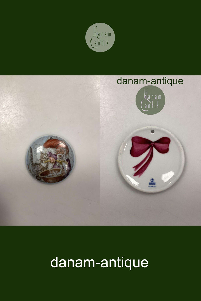 Royal Copenhagen Nisse Julestel Ornament No.2