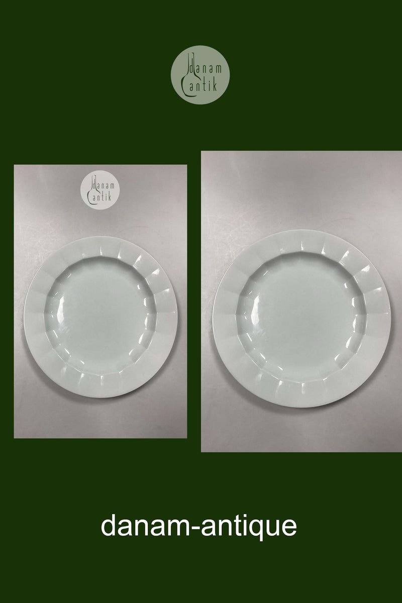 Royal Copenhagen Hvidt Blå Blomst Kantet Stort Fad No. 8544