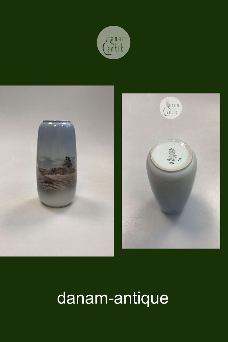 Lyngby Porcelæn Vase med Bondegård No. 74-2/76