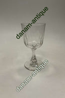 Holmegaard Derby Rødvinsglas 19cm Klart glas med oliv slibing og facet slebet stilk. Fra 1890-1950