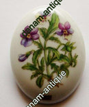 Königliches Kopenhagen. Brosche Flora Danica aus Porzellan