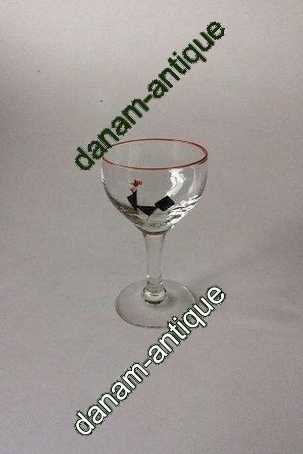 Holmegaard Likørglas dekoreret med sort hane og rød rand.