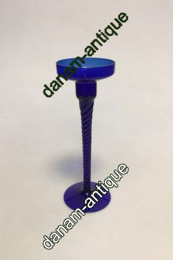 Kastrup Glasværk Amager/Twist Høj kongeblå Lysestage med snoet stilk