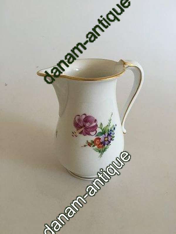 Royal Copenhagen Let Saksisk Blomst Kande No 19