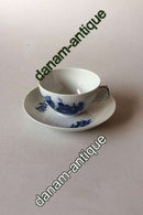 Royal Copenhagen Blå Blomst Flettet Tekop og Underkop No 8269