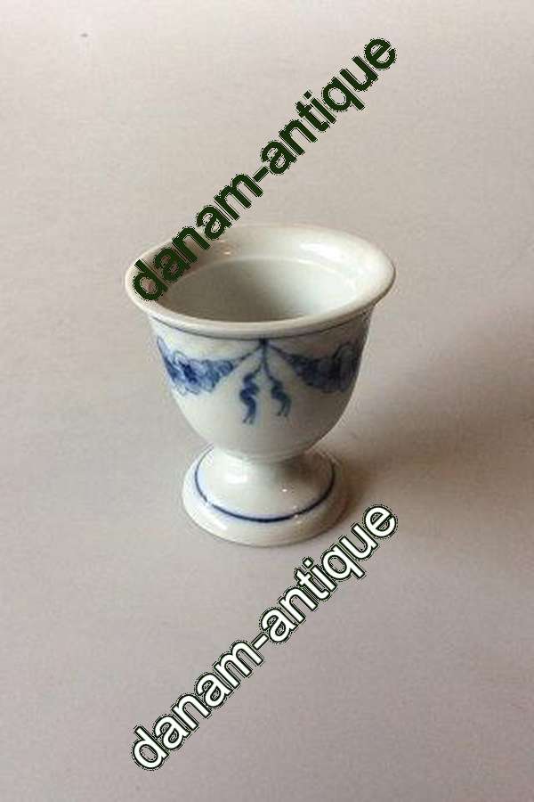 Bing og Grøndahl Empire Æggebæger No. 696/57