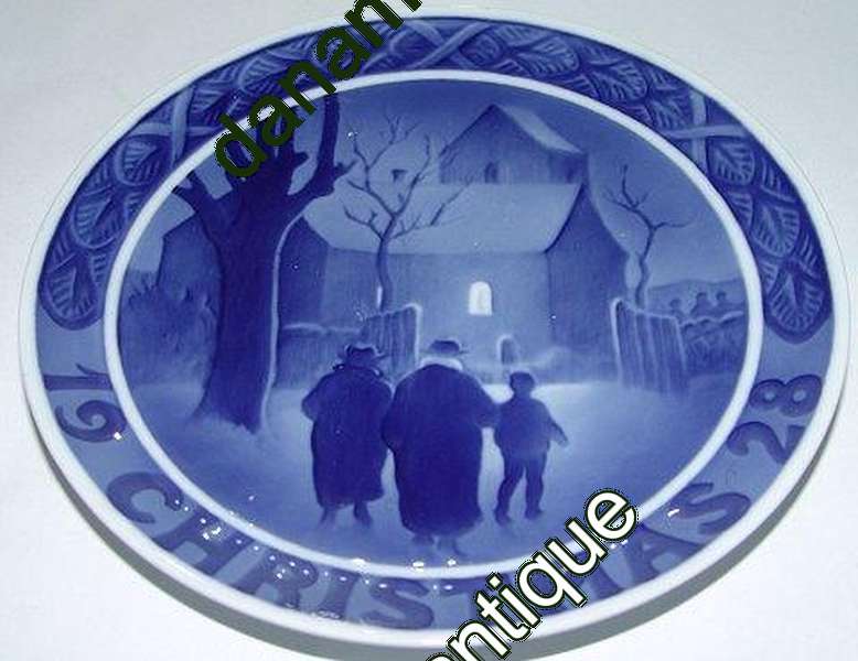 Royal Copenhagen Juleplatte fra 1928 med Engelsk Tekst "Christmas"