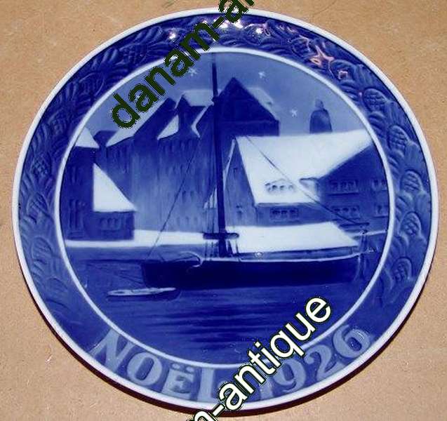 Royal Copenhagen Juleplatte fra 1926 med Fransk indskription "Noel"