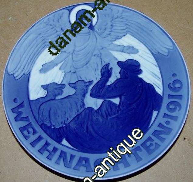 Royal Copenhagen Juleplatte fra 1916 med Tysk indskription "Weihnachten"