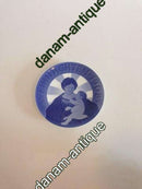 Royal Copenhagen Weihnachtsteller von 1908 mit deutscher Aufschrift "Weihnachten"