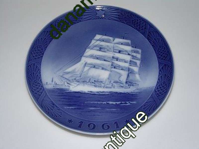 Royal Copenhagen Kgl Juleplatte 1961