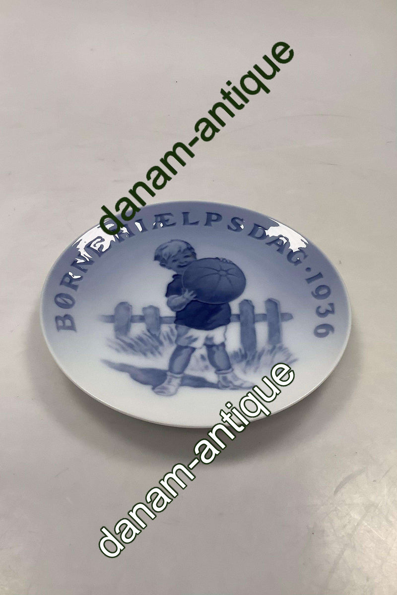 Royal Copenhagen Børnehjælpsdags Platte fra 1936