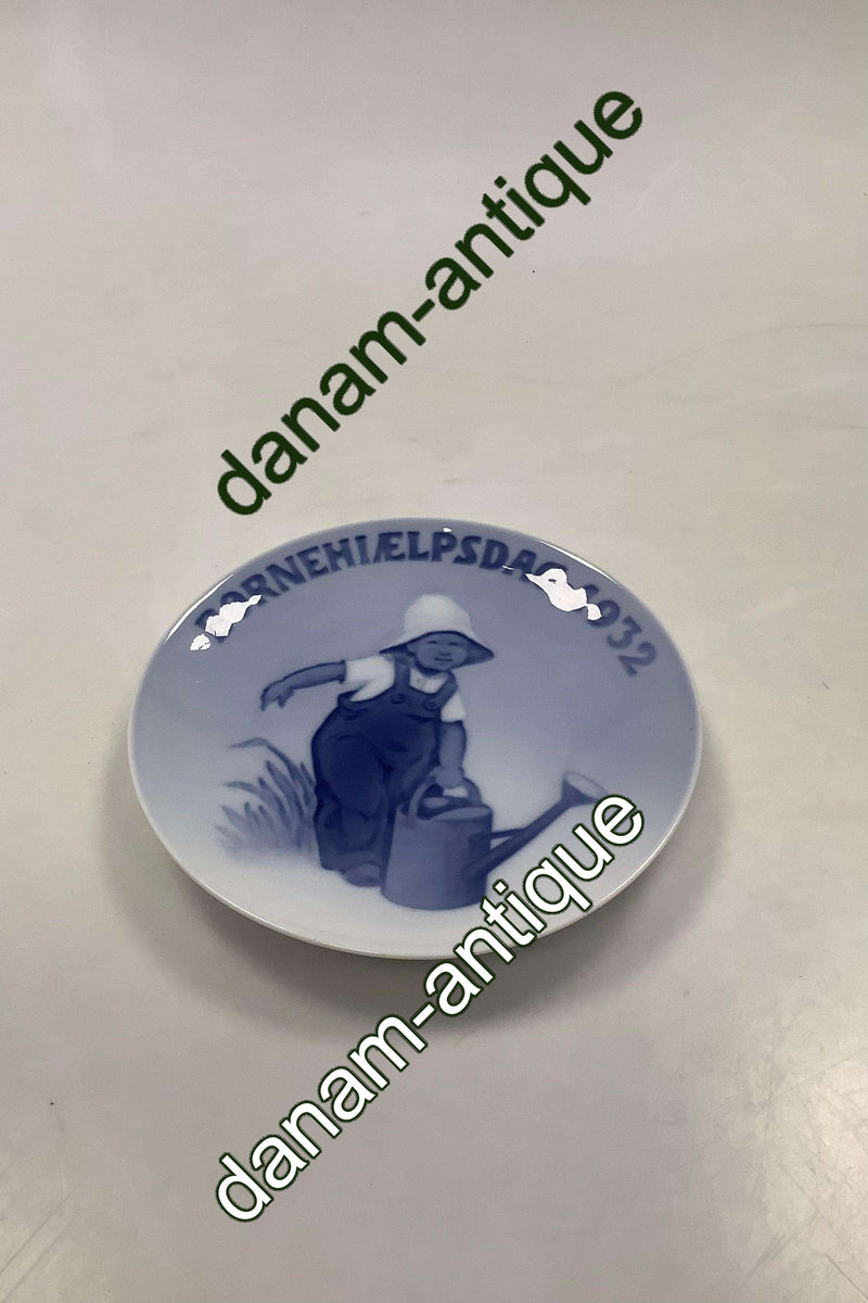 Royal Copenhagen Børnehjælpsdags Platte fra 1932