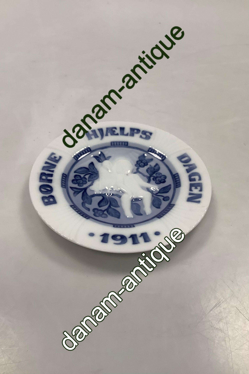 Royal Copenhagen Børnehjælpsdags Platte fra 1911