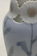 Royal Copenhagen Art Nouveau Kamilleblomst Vase med gennembrudt top No 297/177 - Danam Antik