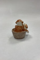 Royal Copenhagen Mini Collection - Gadekryds/ Hundehvalpe i Kurv No. 745 - Danam Antik