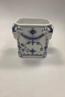 Royal Copenhagen Musselmalet Riflet Urtepotteskjuler med gedebukkehoveder No 124 - Danam Antik