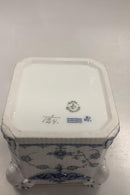 Royal Copenhagen Musselmalet Riflet Urtepotteskjuler med gedebukkehoveder No 124 - Danam Antik