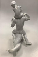 Bing og Grøndahl Figur Blanc de Chine Kai Nielsen Mand med Barn No 56 / 4056 - Danam Antik