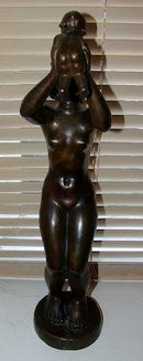 Niels Tvede Bronze Figur af Mor med Barn lavet hos - Danam Antik