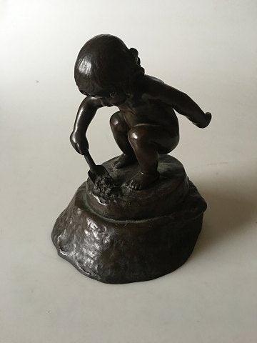 Adda Bonfils Bronze Figur af pige med skovl - Danam Antik