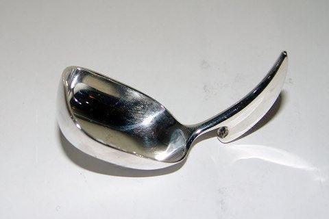 Hans Hansen Kaviar Ske i Sterling Sølv designet af Karl Gustav Hansen - Danam Antik