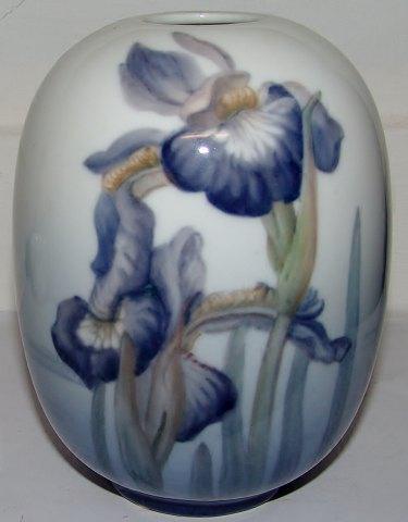 Royal Copenhagen Art Nouveau Vase No 8424/282 - Danam Antik