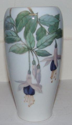 Royal Copenhagen Art Nouveau Vase No 329/235 - Danam Antik