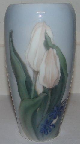 Royal Copenhagen Art Nouveau Vase No 1817/235 - Danam Antik