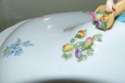 Meissen Porcelæn lågskål med putti og Blomster Design - Danam Antik