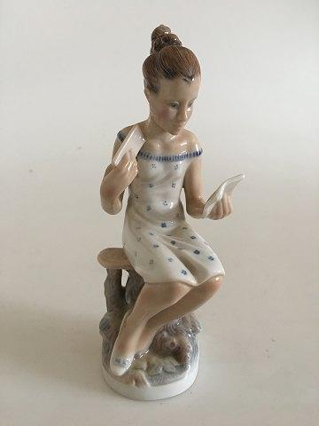 Lyngby Porcelæn Figur Pigedrømme No 82 - Danam Antik