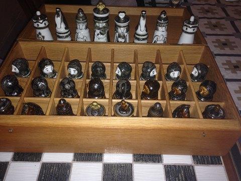 Royal Copenhagen Doreen Middelboe Skakspil og skakbræt - Danam Antik