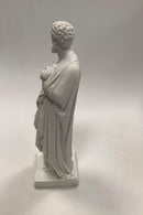 Royal Copenhagen Thorvaldsen Bisque Figur af Peter - Danam Antik