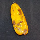 Antik Butterscotch opak rav vedhæng fra Baltic Sea. Længde 7.5 cm. Vægt 16.4 gram - Danam Antik