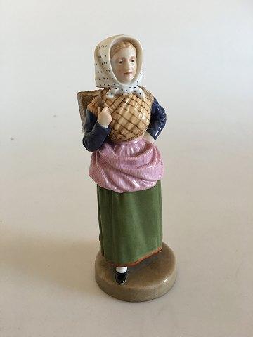Bing & Grøndahl Overglasur Figur af Dame Egnsfigur - Danam Antik