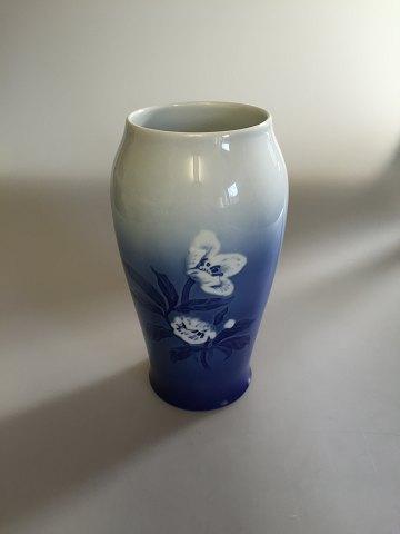 Bing & Grøndahl Julerose Vase No 203 - Danam Antik