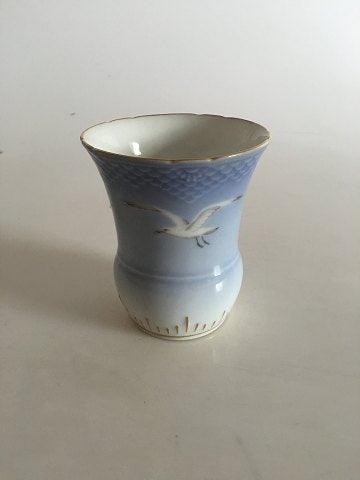Bing & Grøndahl Måge med Guld Vase - Danam Antik